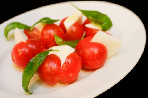 organic mini tomato caprese