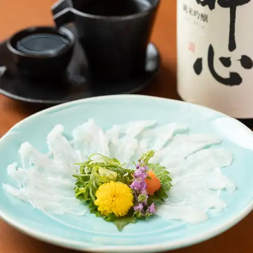 鱧の薄造り