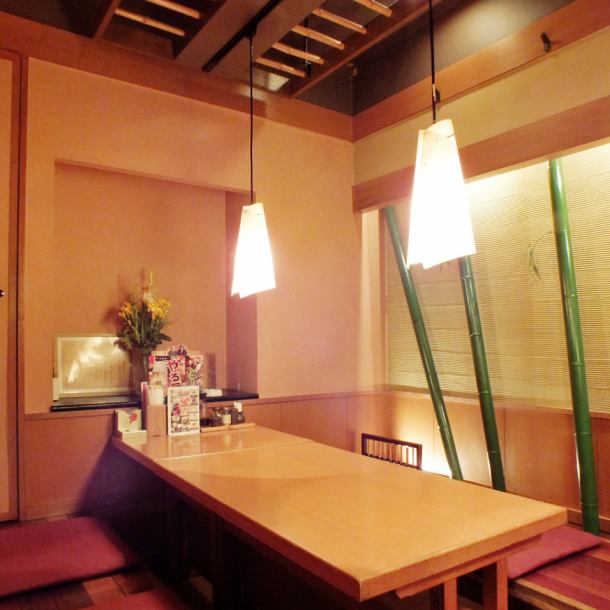 [挖Gotatsu風格的榻榻米房間]團體可以享受輕鬆宴會的私人房間♪它因為不傷腿而受歡迎◎*照片是附屬商店。