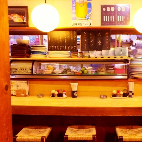 There are 9 seats at the counter.You can drink it alone or enjoy a conversation with the owner.Recommended for dates.