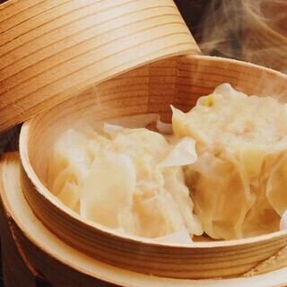 衝撃的あっさり!『名物鶏焼売』