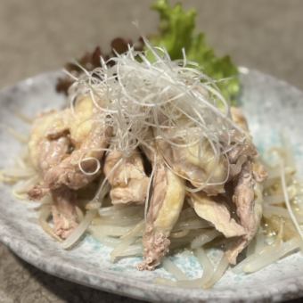 盐渍鸡颈肉配豆芽