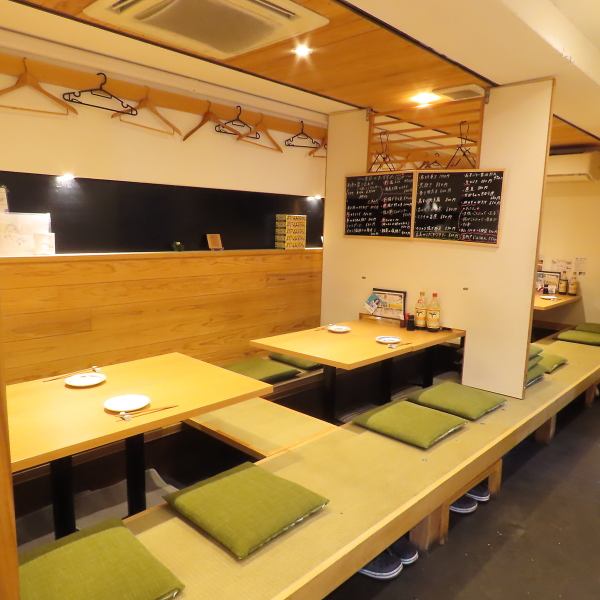 最大16名様までの掘りごたつ席もございます。少人数のご宴会やご家族でのお食事など様々なシーンに対応可能！