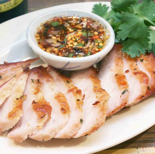 烤豬肉 Toro 肉“Koh Mu Yan”
