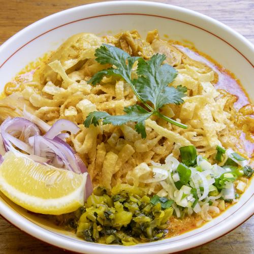 Chiang Mai specialty curry noodle khao soi
