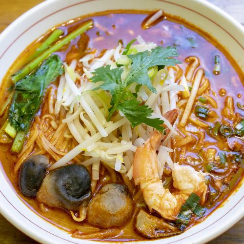 Tom Yum Kung Noodle with Shrimp