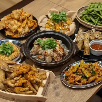 【含2小時暢飲（含生啤酒）】當天可預訂！ ★越南套餐（8道菜）5000日圓（含稅）