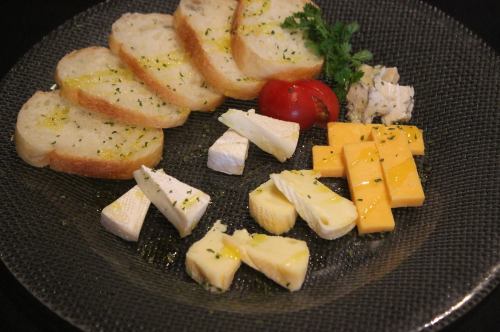 奶酪拼盤