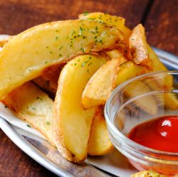 皮付きフライドポテト