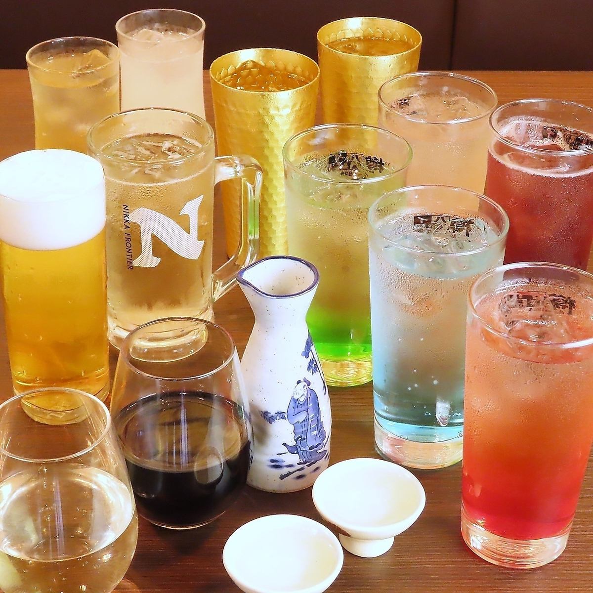 女子会にオススメ◎定番の生ビールから華やかな香りのワイン迄！
