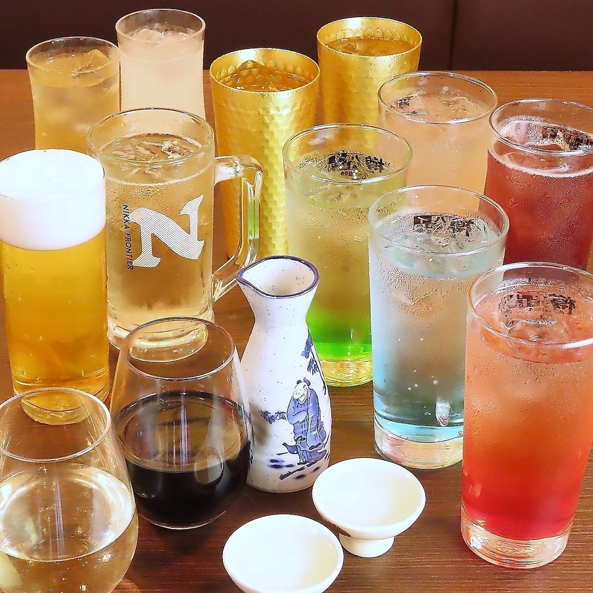 女子会にオススメ◎定番の生ビールから華やかな香りのワイン迄！