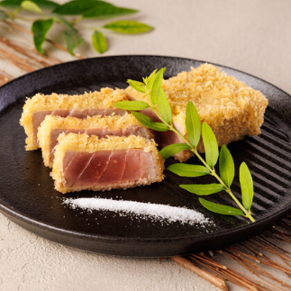 本マグロとサーモンのレアカツ