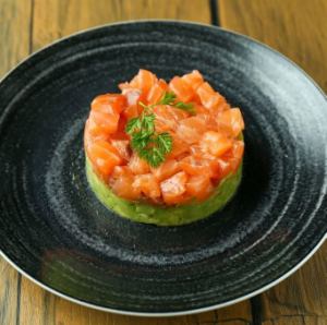サーモンアボカドマリネ