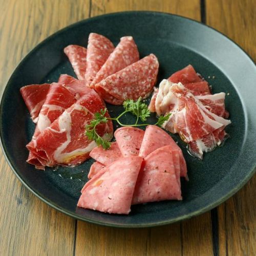 生ハム盛り合わせ