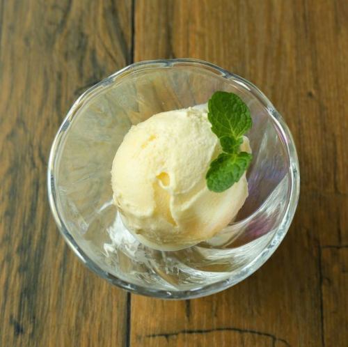 バニラアイス/季節のアイス　各