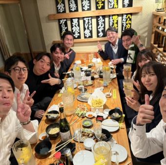 店内はウッド調で、居心地の良いお洒落な空間を演出しています☆少人数から大人数までご利用可能なお席をご用意♪お気軽にご相談ください！週末のご予約は早々に埋まってしまいますのでお早めにどうぞ！