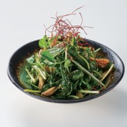 蒸し鶏の中華サラダ仕立て