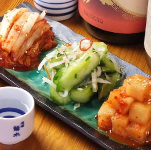 キムチ盛り合わせ