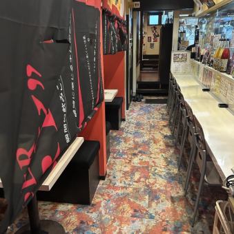 カウンター7席