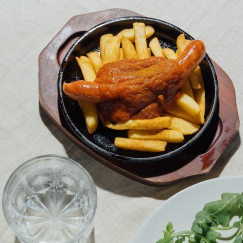 ベルリン名物カリーヴルスト/currywurst