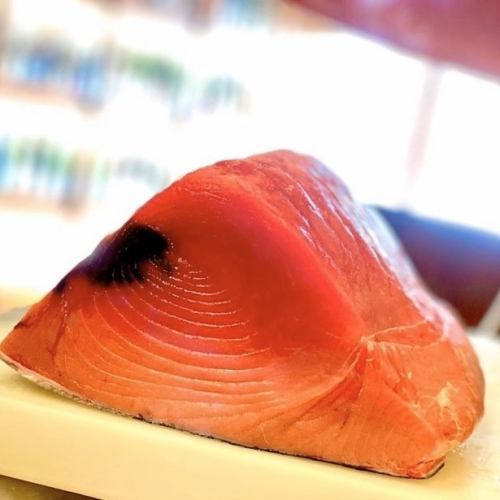 朝から仕入れた鮮度バツグンの魚をその日に捌きご提供★