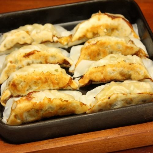 定番！焼きギョウザ