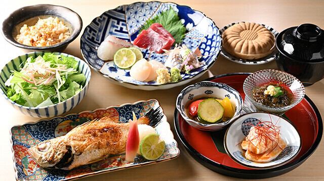 [All-you-can-drink courses start from 9,500 yen] Perfect for girls' nights, group dates, and company banquets.