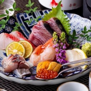 Assorted sashimi (1 portion)