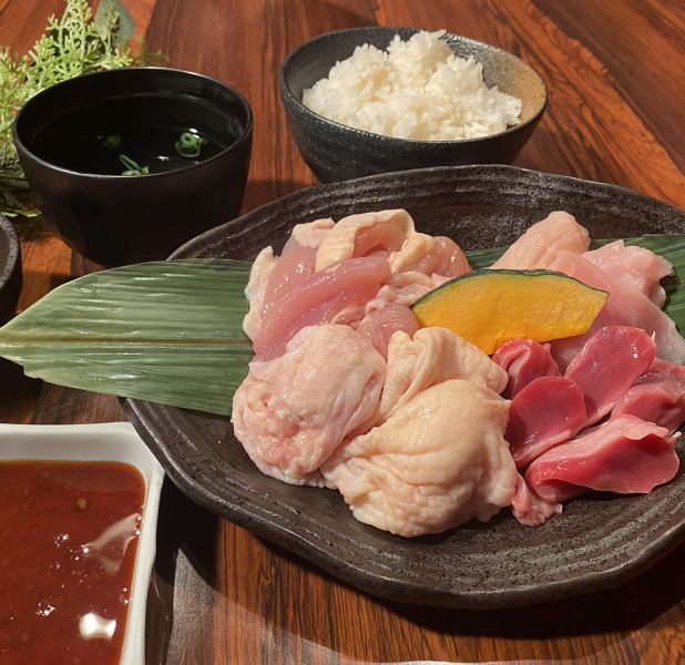 【코스파, 볼륨 ◎】 닭 토리 오노 야키니쿠 · 닭 구이 점심!