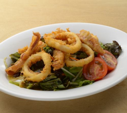 イカリングサラダ