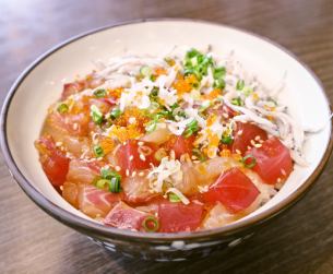 名物!まかない丼