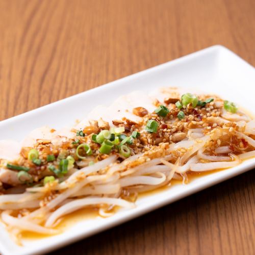 特製ソースで食べる　よだれどり