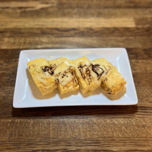 出汁巻き玉子　炙りチーズのせ