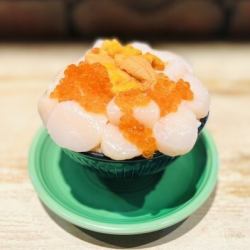 溢れ　3色丼（うに）