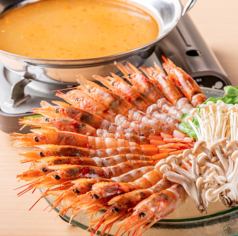 只需 5000 日元,即可享受 2 小時暢飲套餐,其中包括我們著名的蝦肉涮涮鍋(曾在電視節目中亮相)。