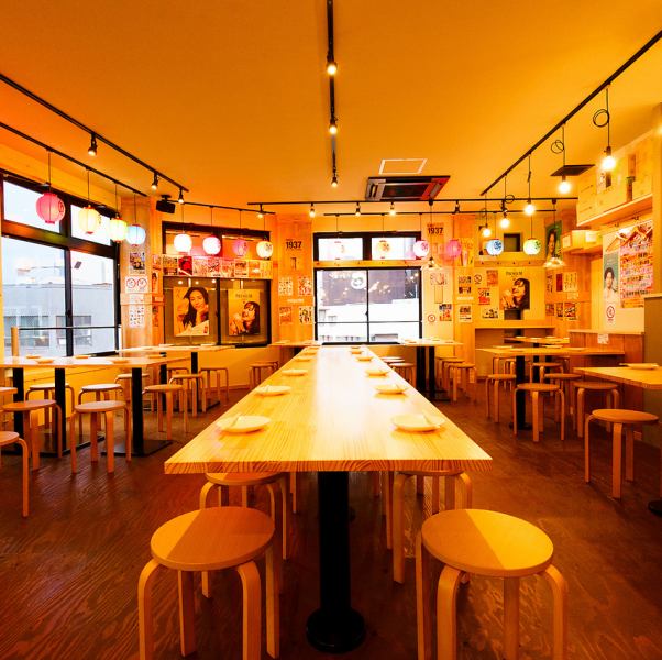 [Can be reserved for up to 50 people] Close to Nagoya subway station! Would you like to have a party at Drunk Wings, which is easily accessible on the way there and back? The restaurant is equipped with table seats of various sizes! We accept reservations for banquets of up to 50 people. We can change the table layout according to the number of people, so please feel free to visit us♪