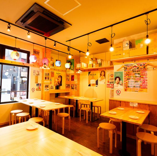 [Good location, 3 minutes from Nagoya Subway Station] The easily accessible izakaya ``Drunk Teba'' is open 24 hours a day every day! You can enjoy casual drinks and banquets whenever you like ♪ The restaurant is equipped with table seats and counter seats of various sizes. !Enjoy our wide variety of menu items, including our famous chicken wings, sashimi, and gyoza in our lively restaurant!