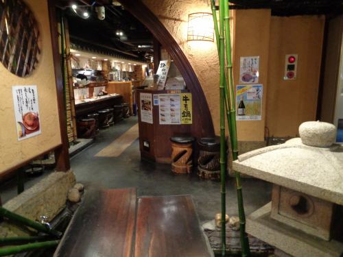 A horigotatsu-style private room convenient for meetings