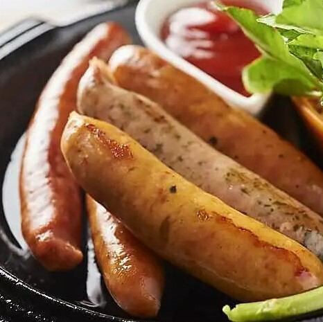 ソーセージ盛り合わせ