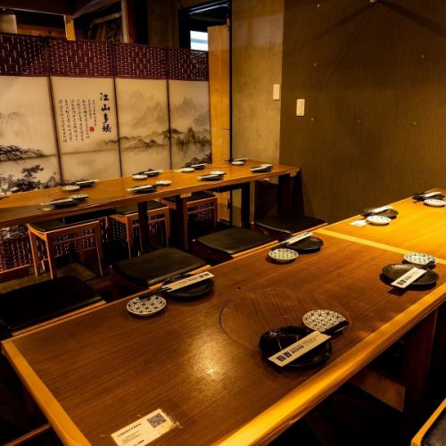 設有可容納90人的私人宴會廳，是舉辦私人聚會的理想場所。