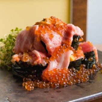 【奢華海鮮】特製西冷牛排佐鮭魚籽壽司 + 150日圓3小時無限量暢吃暢飲套餐：7,000日圓 → 6,000日圓