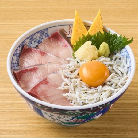 Boiled whitebait rice bowl