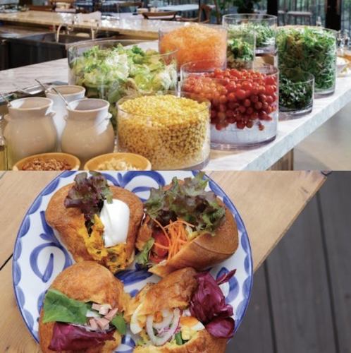 8종 중에서 선택할 수 있는 메인과 팝오버&치즈&샐러드 뷔페가 있는 점심 와인 포함한 음료 바도!!