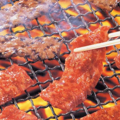 All-you-can-eat charcoal-grilled yakiniku that can be used for any occasion from 4,708 yen