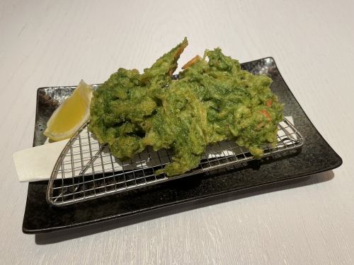 Asa and sakura shrimp tempura