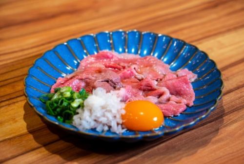 Rare Wagyu beef (Okinawa prefecture) shabu-shabu