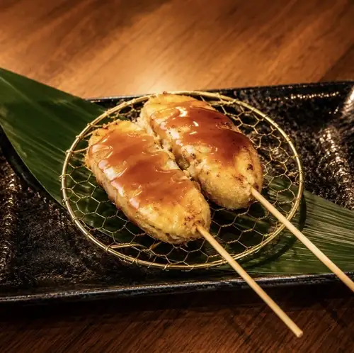 島バナナの串揚げ・黒糖ソース(2本)