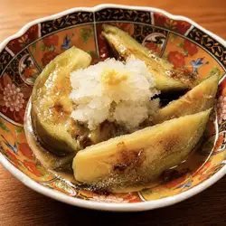 關東煮湯醃製島嶼茄子