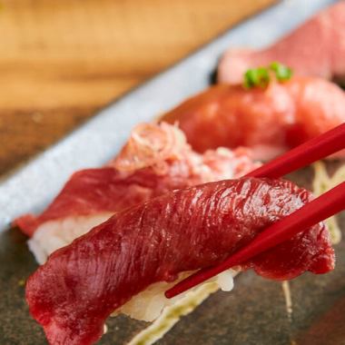 寿司大厨用他们所有的技能创造的绝妙菜肴！