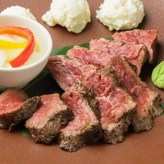 【牛サガリの炙り焼きステーキ】信州を飲み尽くすプレミアム飲み放題30分延長全8品6000円